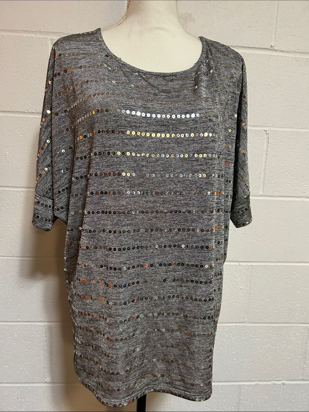 Sequin-Striped Gray Women’s Top Sz. Lg
